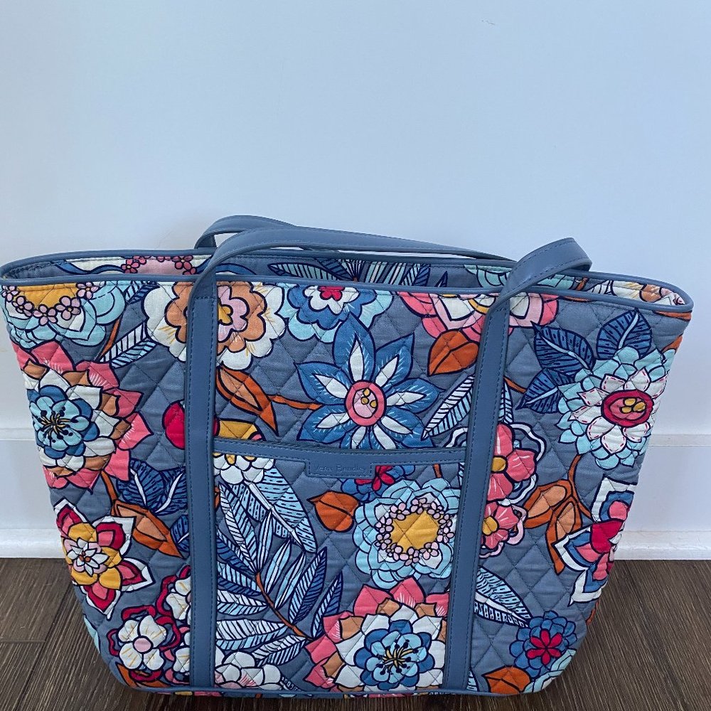 Vera Bradley Shoulder Bag